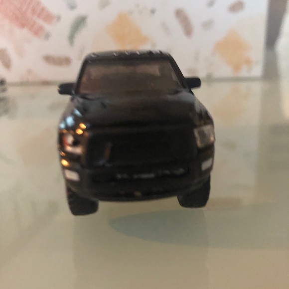 Dodge bundle - Picture 14 of 15